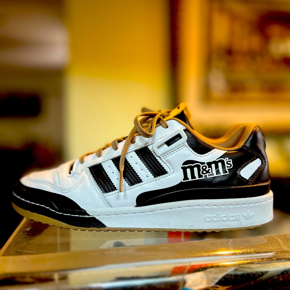 AdidasForum 84 Low x M&M's Brown 2022 Men’s Size 8.5. Collectors item.